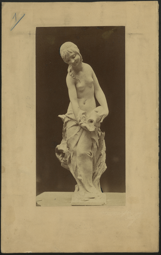 Nymphe de Vors. Ma première statue, décorant une fontaine à Rodez
