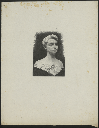 [Buste de trois quart face de jeune personne, ruban sur la chemise]